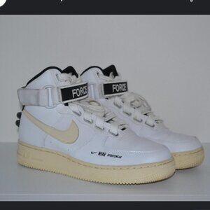WOMENS NIKE AIR FORCE 1 HIGH UTILITY 'WHITE'